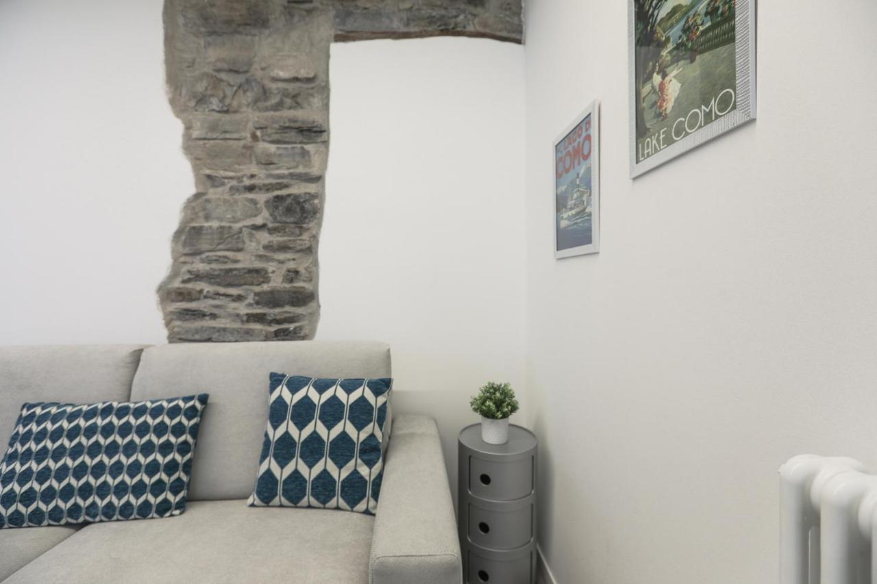Blue Sapphire Como Cozy Flat In Center Of City 아파트 외부 사진
