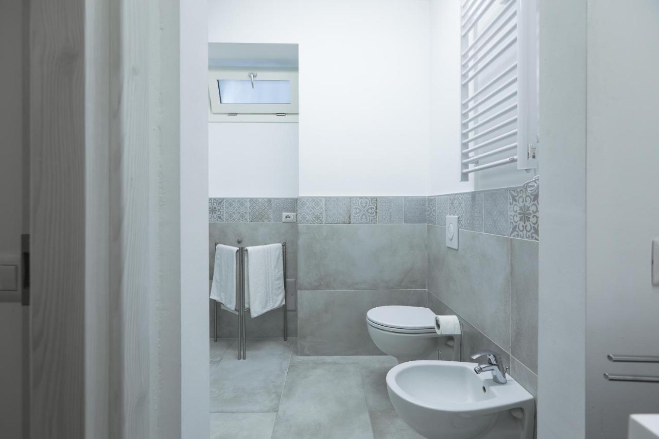 Blue Sapphire Como Cozy Flat In Center Of City 아파트 외부 사진